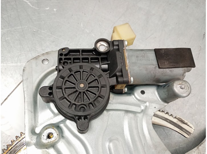 Recambio de elevalunas delantero izquierdo para volvo xc90 2.4 diesel cat referencia OEM IAM 30784576 30784576 