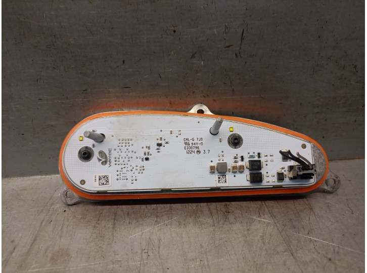 Recambio de centralita faros xenon para dacia sandero iii 1.0 tce 90 referencia OEM IAM VP00218062 