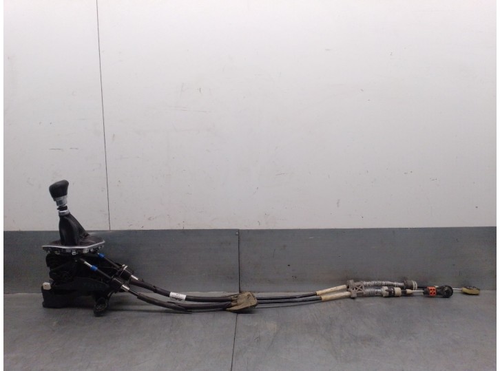 Recambio de palanca cambio para ford puma 1.0 ecoboost cat referencia OEM IAM L1TR7C453BKC L1TR7C453BKC 