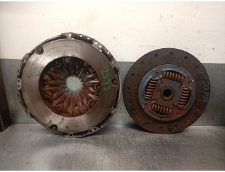 Recambio de kit embrague para hyundai tucson (tl, tle) 1.7 crdi referencia OEM IAM 4130032401 4130032401 VALEO