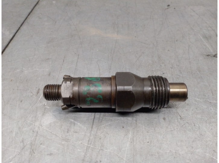 Recambio de inyector para volvo v40 familiar td referencia OEM IAM LCR6735401D LUCAS