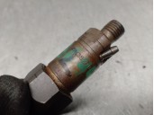 Replacement injector for Volvo V40 Estate TD OEM IAM reference LCR6735401D LUCAS