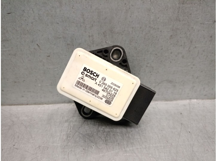 Electronic module replacement for Smart Coupe 1.0 CAT OEM IAM reference A4515420118 BOSCH
