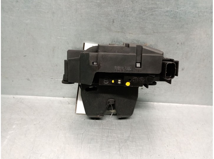 Replacement boot / tailgate lock for Peugeot 508 SW I (8E_) 2.0 HDi OEM IAM reference 9684648680 8719F8 