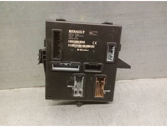 Recambio de caja reles / fusibles para dacia sandero iii 1.0 tce 90 referencia OEM IAM 284B10270R 284B10270R 