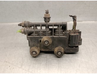 Recambio de centralita suspension para land rover range rover sport i (l320) 3.6 d 4x4 referencia OEM IAM RVH000055  
