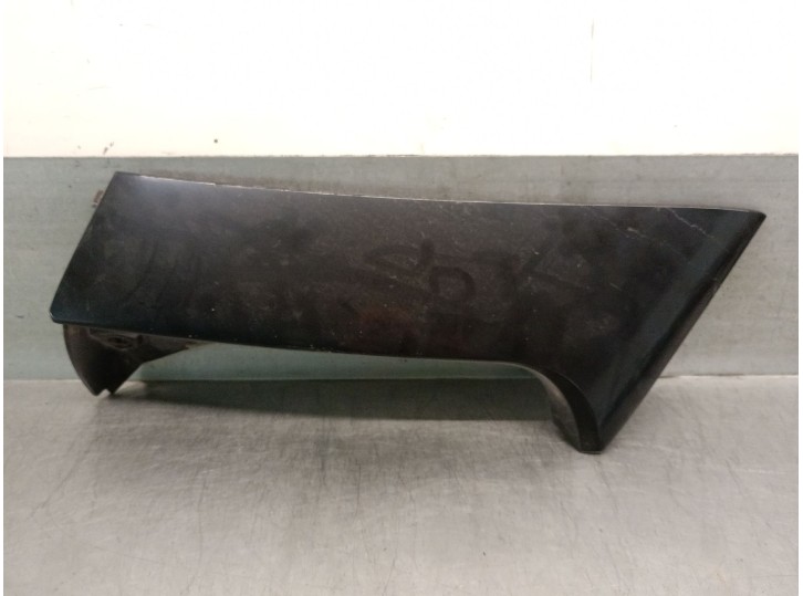 Recambio de molduras traseras para smart coupe 1.0 cat referencia OEM IAM A4516901125 A4516901125 