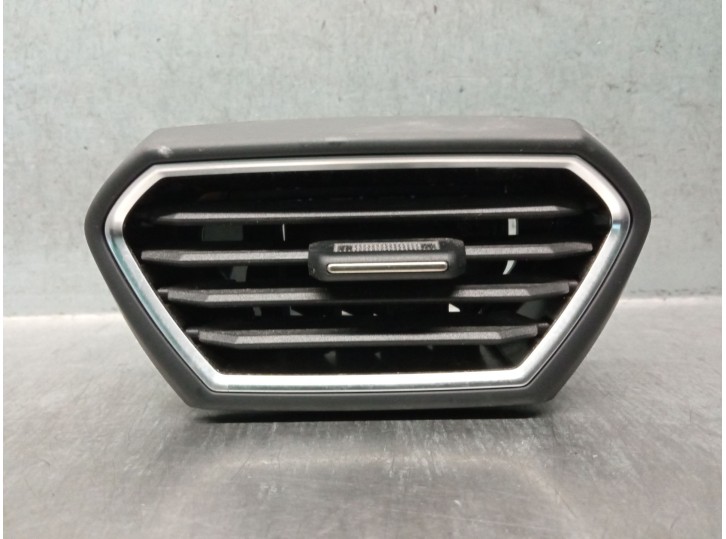Replacement air vent for Seat Leon SP KL / SFDXDEX0 1.5 Leon SP OEM IAM reference 5FB820901 5FB820901A 