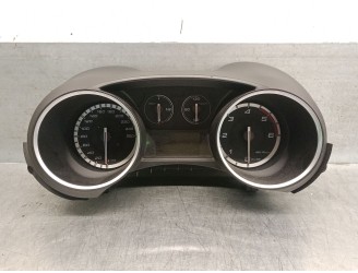 Recambio de cuadro instrumentos para alfa romeo giulietta (191) 1.6 jtdm cat referencia OEM IAM 50516478 50516478 CONTINENTAL