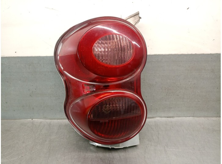 Recambio de piloto trasero derecho para smart coupe 1.0 cat referencia OEM IAM A4518200264 A4518200264 