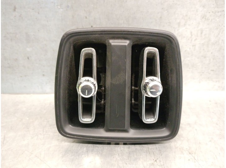 Recambio de aireador para volvo xc40 (536) d4 awd referencia OEM IAM 31469033 31469033 