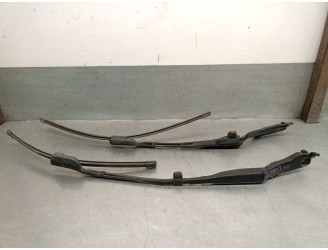 Recambio de brazo limpia delantero derecho para volvo xc40 (536) d4 awd referencia OEM IAM 31457316 31457316 