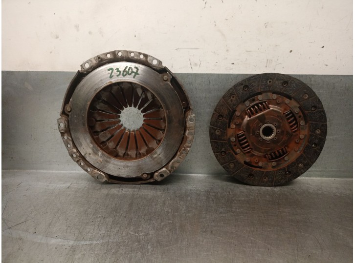 Recambio de kit embrague para smart coupe 1.0 cat referencia OEM IAM A1352500104 A1352500104 3082000595 SACHS