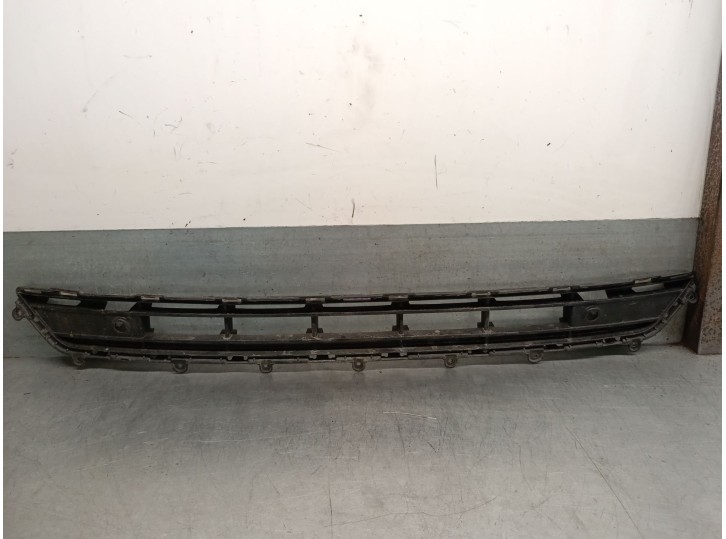 Recambio de calandra delantera de radiador para volvo xc40 (536) d4 awd referencia OEM IAM 31449342 31449342 