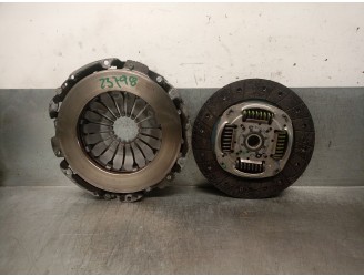 Recambio de kit embrague para dacia sandero iii 1.0 tce 90 referencia OEM IAM 302056062R 302056062R VALEO