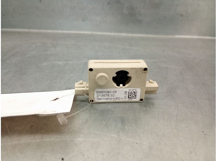 Recambio de antena para bmw x3 (e83) 2.0d referencia OEM IAM 6990090 