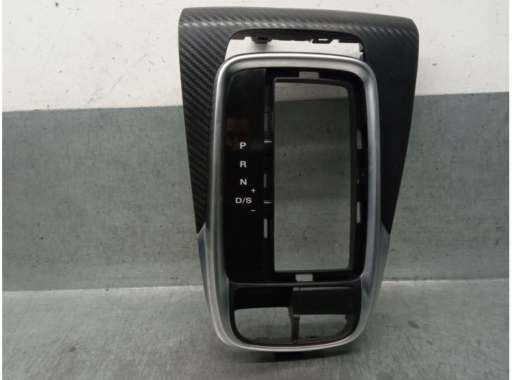 Recambio de moldura para mg zs suv (azs1) 1.0 t-gdi referencia OEM IAM 10591200 10591200 