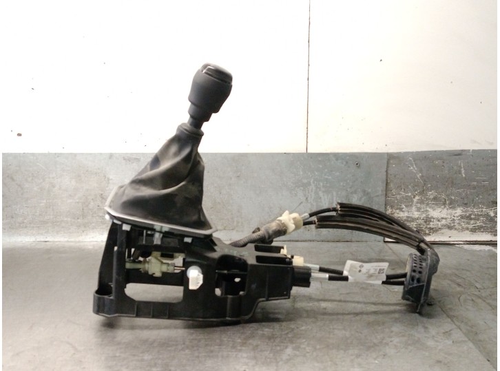 Recambio de palanca cambio para dacia sandero iii 1.0 tce 90 referencia OEM IAM 341014140R  440002B