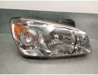 Recambio de faro derecho para kia cerato 2.0 turbodiesel cat referencia OEM IAM 921022F020 921022F020 