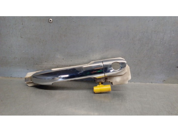 Recambio de maneta exterior delantera derecha para kia cerato 2.0 turbodiesel cat referencia OEM IAM 826652F000 826652F000 