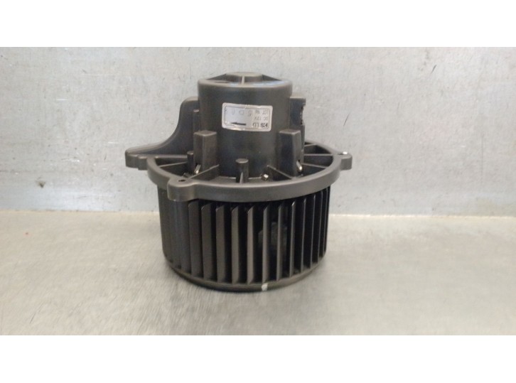 Recambio de motor calefaccion para kia cerato 2.0 turbodiesel cat referencia OEM IAM 971132F000 971132F000 