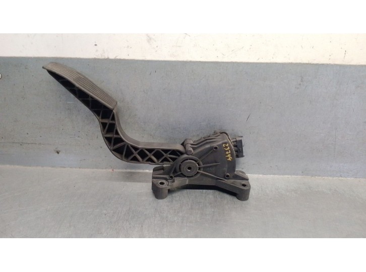 Recambio de potenciometro pedal para kia cerato 2.0 turbodiesel cat referencia OEM IAM 327002F200 327002F200 