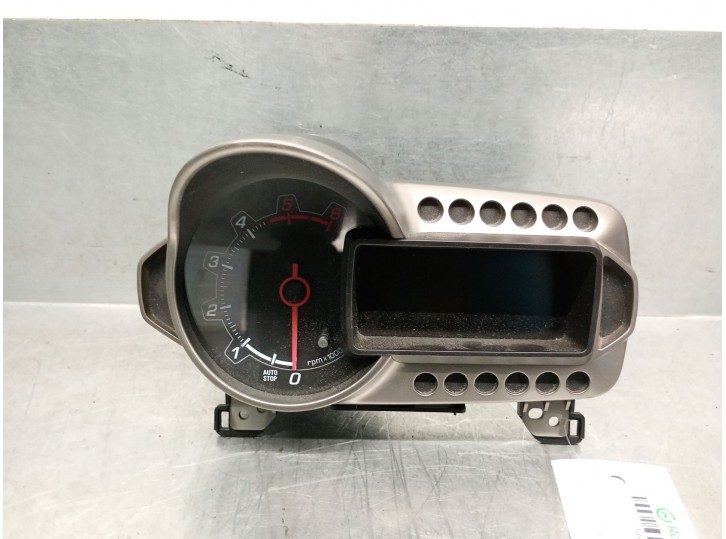 Recambio de cuadro instrumentos para chevrolet aveo 1.3 diesel cat referencia OEM IAM 95072532 95072532 