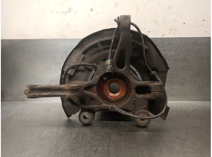 Recambio de mangueta delantera derecha para chevrolet aveo 1.3 diesel cat referencia OEM IAM 94524969 94524969 