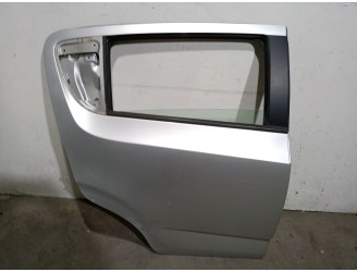 Recambio de puerta trasera derecha para chevrolet aveo 1.3 diesel cat referencia OEM IAM 42357429 42357429 