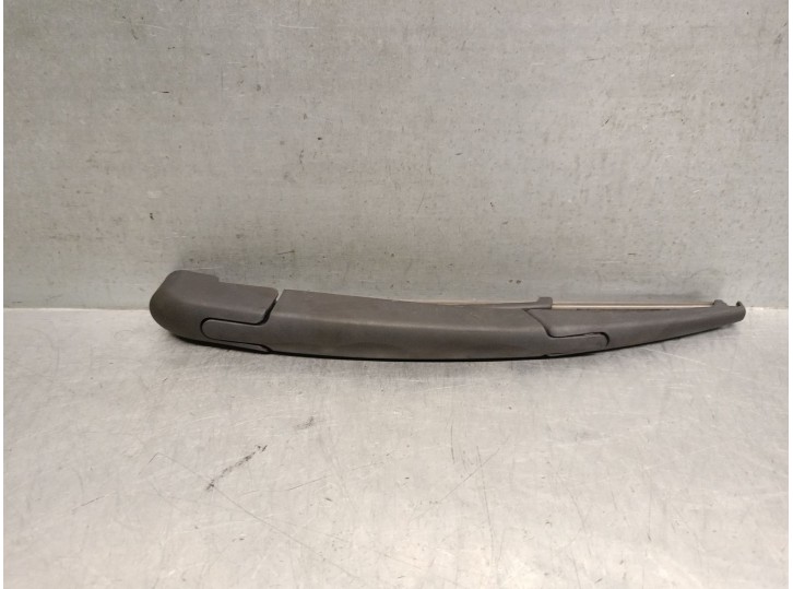 Recambio de brazo limpia trasero para fiat 500 (312_) electric (ev) referencia OEM IAM 52078899 52078899 