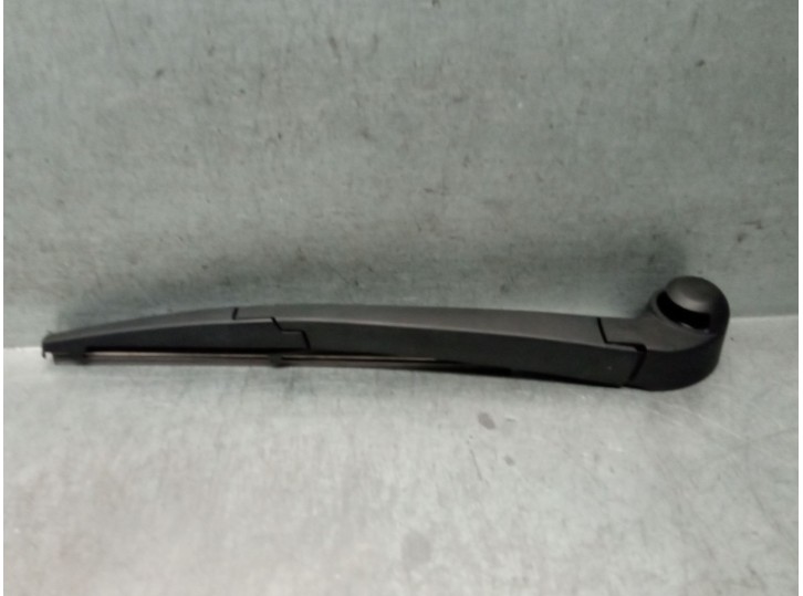 Recambio de brazo limpia trasero para mg zs suv (azs1) 1.0 t-gdi referencia OEM IAM 10E4E 10E4E 