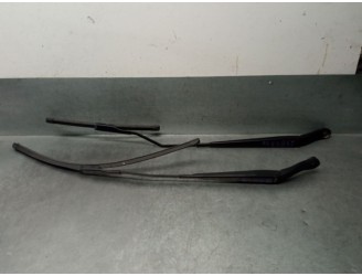 Recambio de brazo limpia delantero derecho para mg zs suv (azs1) 1.0 t-gdi referencia OEM IAM 10322679 10322678 