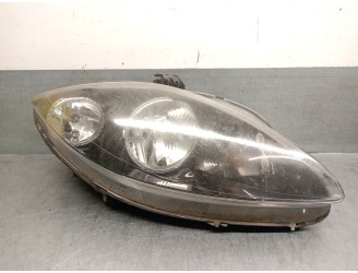 Recambio de faro derecho para seat leon (1p1) 1.4 16v tsi referencia OEM IAM 5P1941006D 5P1941006D VALEO