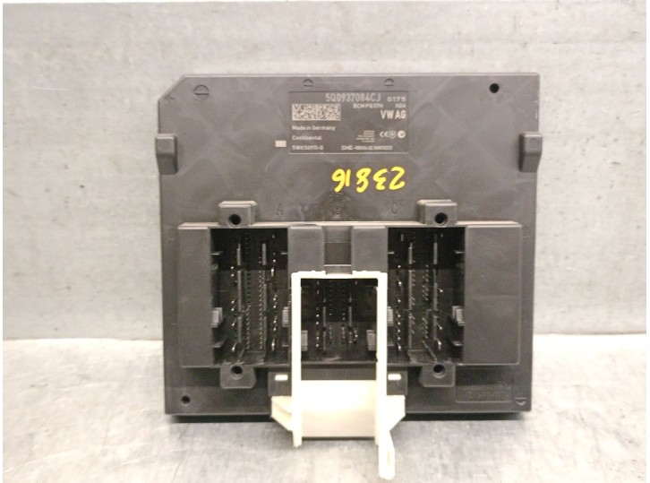 Recambio de caja reles / fusibles para seat leon (5f1) 1.6 tdi referencia OEM IAM 5Q0937084CJ CONTINENTAL