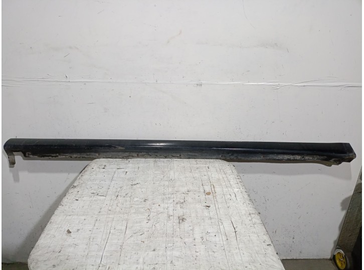 Recambio de faldon lateral para kia cerato 2.0 turbodiesel cat referencia OEM IAM 877612F000EB 877612F000EB 