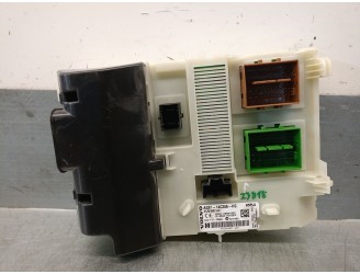 Recambio de caja reles / fusibles para volvo xc60 i suv (156) d5 awd referencia OEM IAM 31254837 28233551 DELPHI