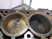 Replacement engine block for Chrysler Sebring saloon (JR41) 2.0 LE OEM IAM reference 466 5072587AA 2N153875