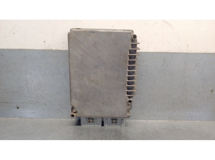 Recambio de centralita motor uce para chrysler sebring berlina (jr41) 2.0 le referencia OEM IAM P04896786AC 