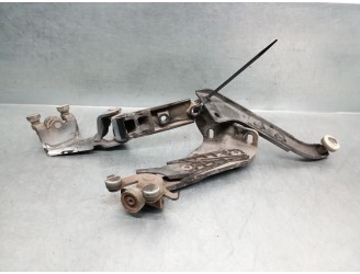 Recambio de bisagra puerta para volkswagen t5 transporter/furgoneta 1.9 tdi cat (axb) referencia OEM IAM 7H0843398  