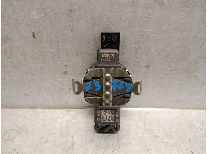 Recambio de sensor lluvia para fiat 500 (312_) electric (ev) referencia OEM IAM 52137123  MOPAR