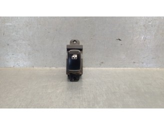 Replacement rear right window regulator switch for Kia Cerato 2.0 Turbodiesel CAT OEM IAM reference 9357820000 935802F500GW 