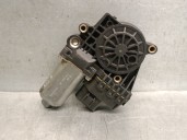 Recambio de motor elevalunas delantero izquierdo para audi a6 berlina (4b2) 2.5 v6 24v tdi cat (aym) referencia OEM IAM 4B095980