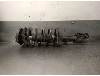 Replacement front right shock absorber for Hyundai Getz (TB) 1.5 CRDi CAT OEM IAM reference 546601C600 546601C600 