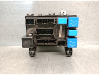 Recambio de caja reles / fusibles para hyundai getz (tb) 1.5 crdi cat referencia OEM IAM 911981C020 TYCO