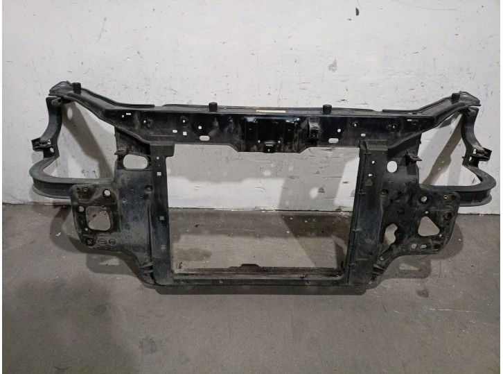 Recambio de panel frontal para hyundai getz (tb) 1.5 crdi cat referencia OEM IAM 641011C500 641011C500 