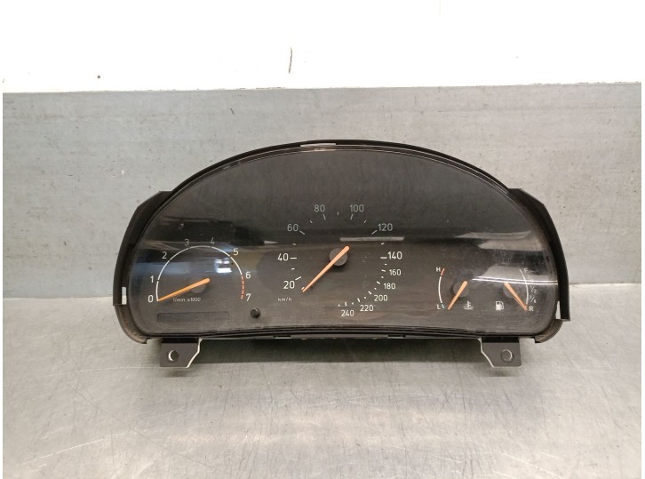Recambio de cuadro instrumentos para saab 9-5 (ys3e) 2.3 t referencia OEM IAM 5035993 5035993 