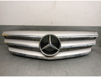 Recambio de rejilla delantera para mercedes-benz clase b (w245) 180 cdi (245.207) referencia OEM IAM A1698800883 A1698800883 