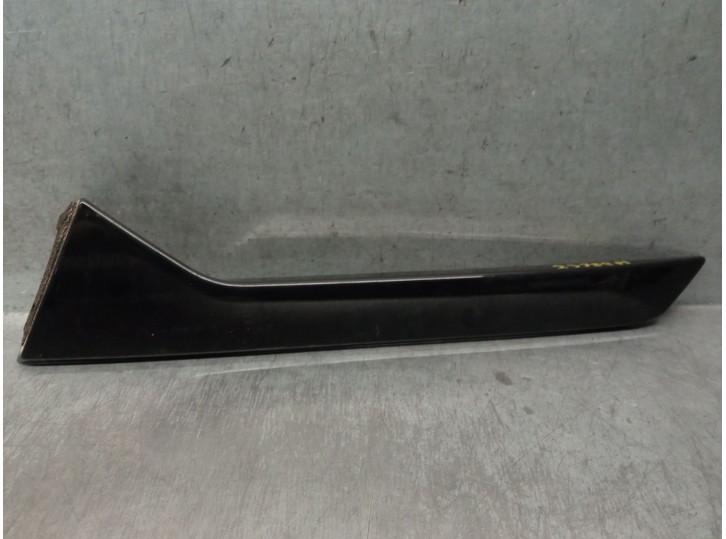 Replacement rear moldings for Seat Leon SP KL / SFDXDEX0 1.5 Leon SP OEM IAM reference 5FE854871D 5FE854871D 