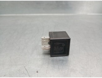 Replacement relay for Volvo XC90 2.4 diesel CAT OEM IAM reference 9441160 9441160 
