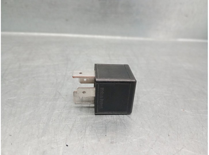 Recambio de rele para volvo xc90 2.4 diesel cat referencia OEM IAM 9441158  